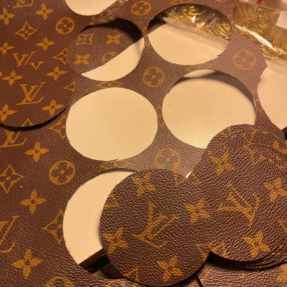 ❤️Make Me An Offer❤️Authentic LV Material - Picture 6 of 12